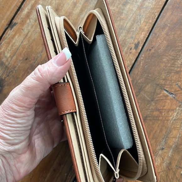 Vagabond Goods Wallet Wanderlust Brown Vegan Leather Leaf Cutouts 0145 - Picture 3 of 5